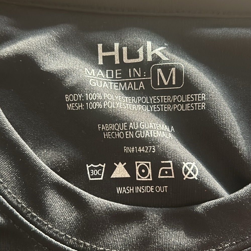 Huk Rashguard/Fishing Medium - Picture 3 of 3